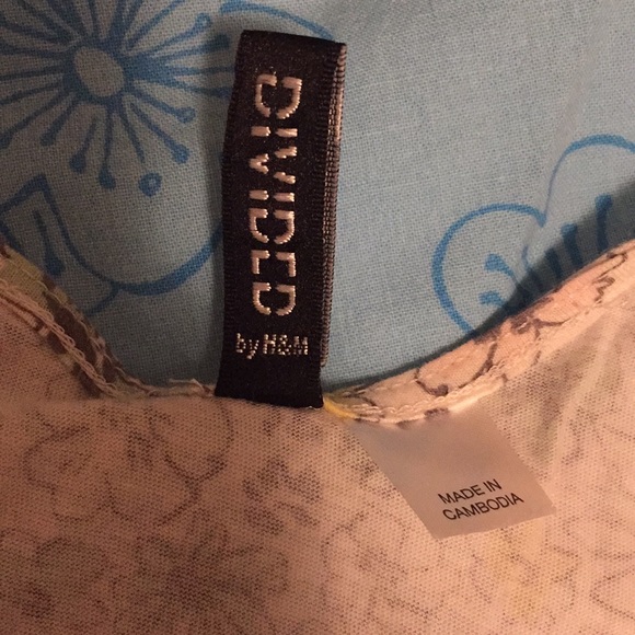 H&M Floral Flowy Low Back Casual Dress - Picture 5 of 6